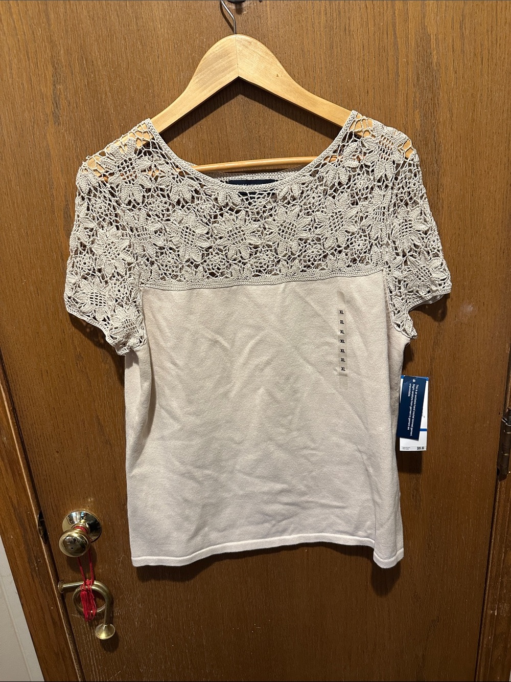 Jones New York Cream Crochet Yoke Short Sleeve Top xl